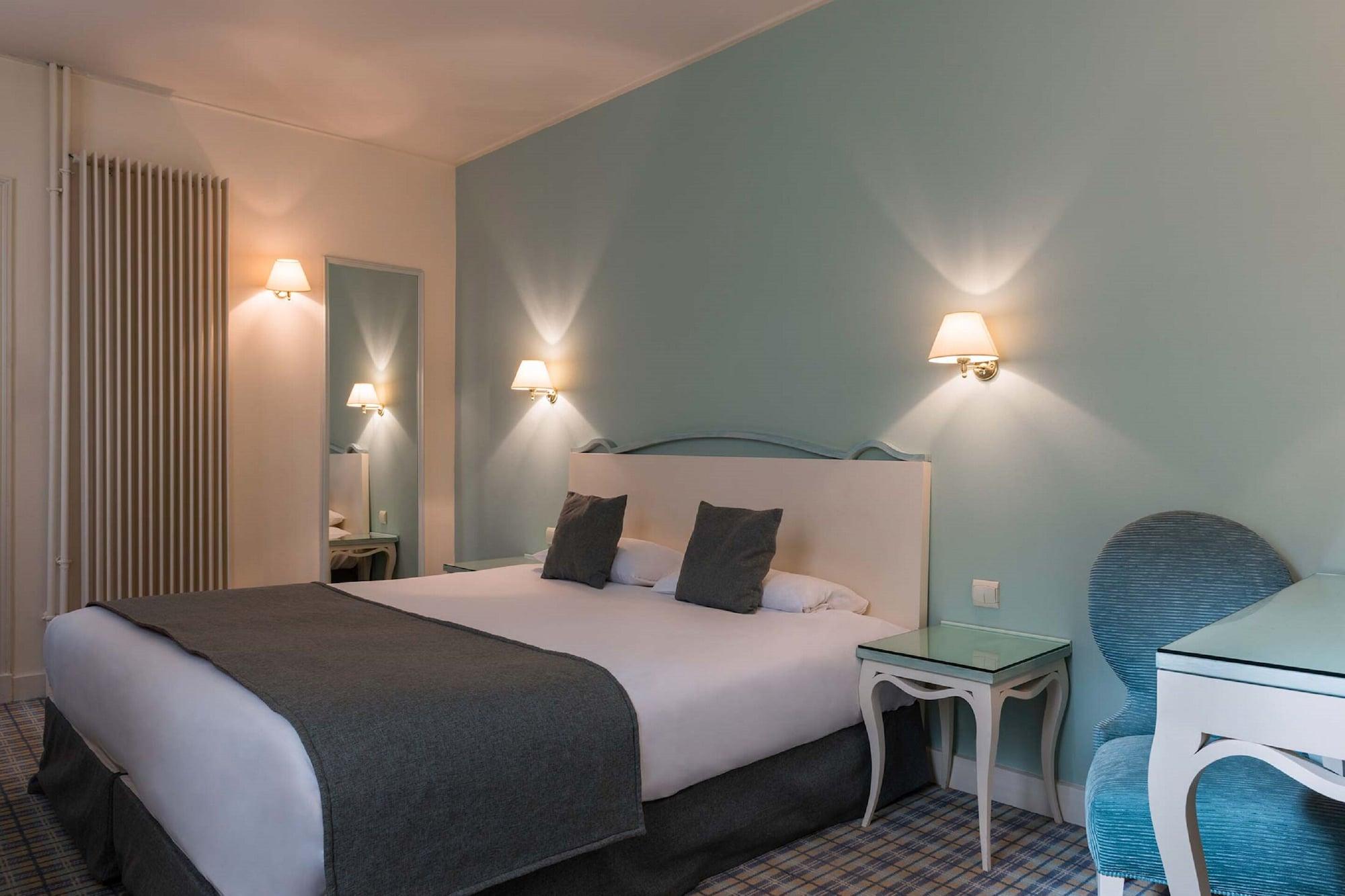 Hotel Etoile Saint Ferdinand By Happyculture París Exterior foto